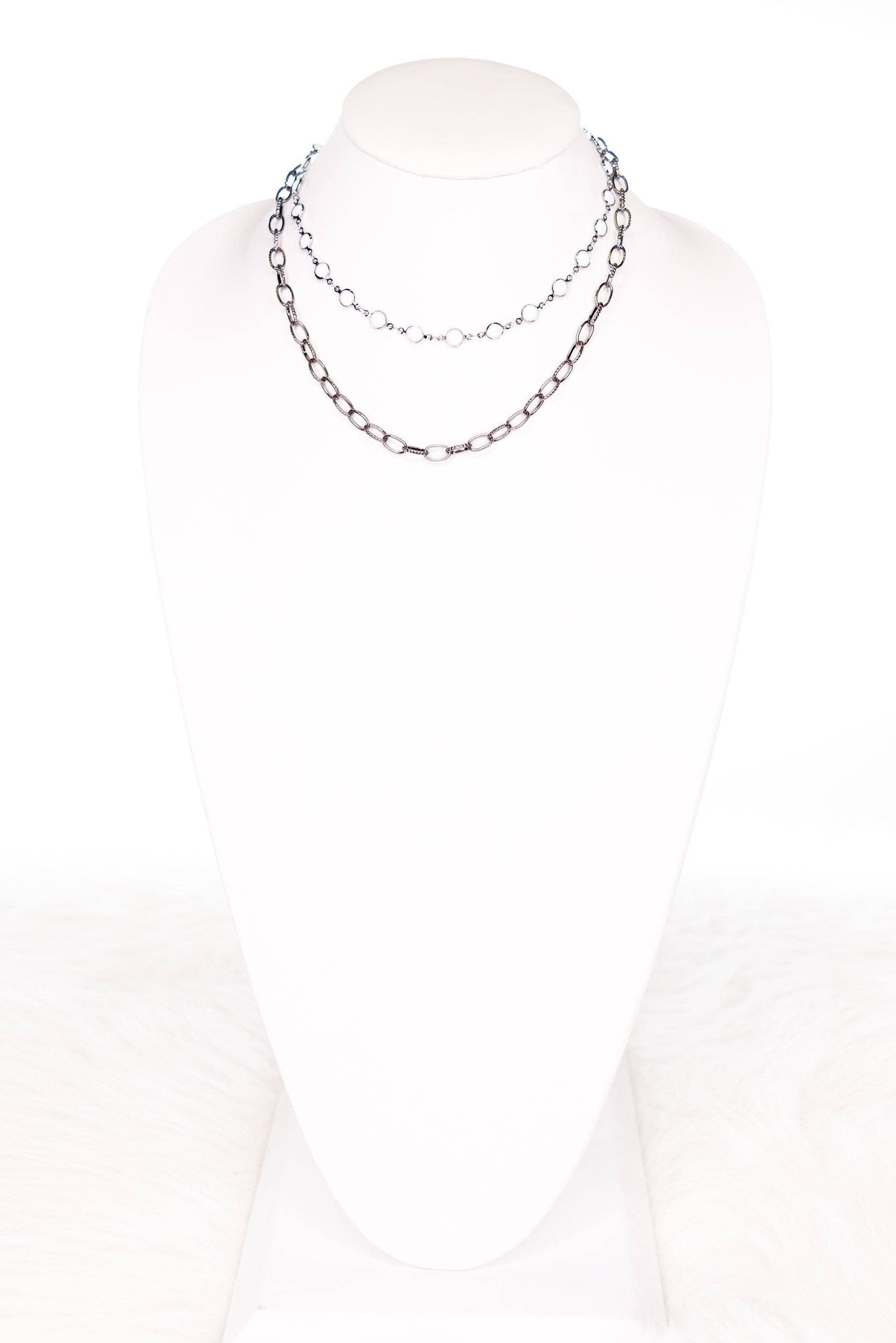 Kadee Necklace in White/Hematite