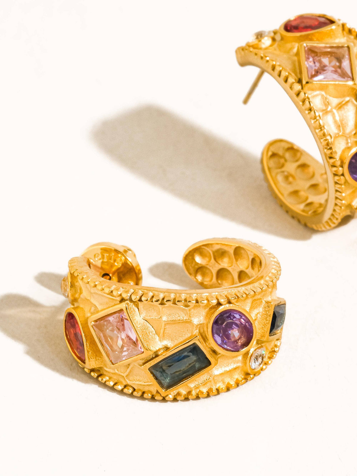 Delmare 18K Gold Non-Tarnish Vintage Gemstone Hoop Earrings: Yellow
