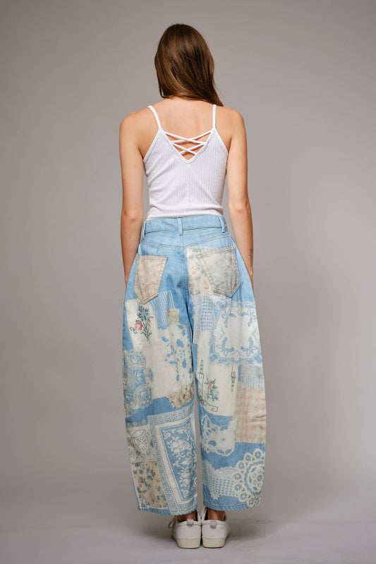 Patch Print Barrel Leg Jeans