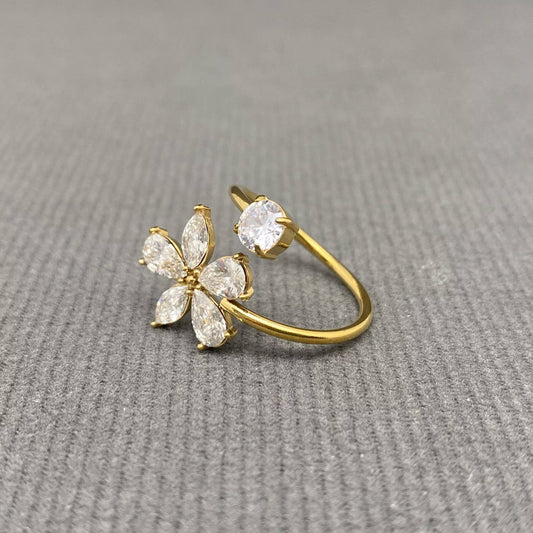 Zircon Flower 18K Gold Plated Stainless Steel Ring - FGS