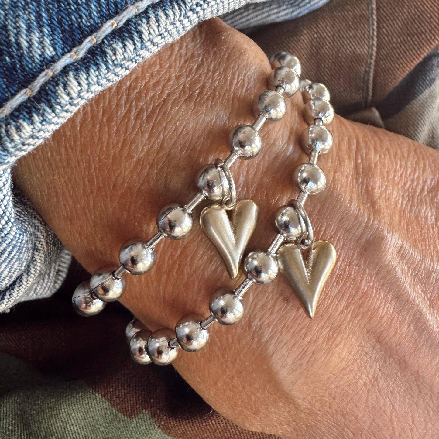 Mixed Metal Heart Charm Bracelet : 7.5"