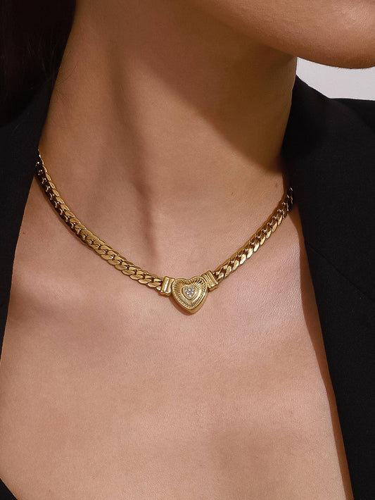 Arwen 18K Gold Non-Tarnish Heart Pendant Chain Necklace: Yellow Gold