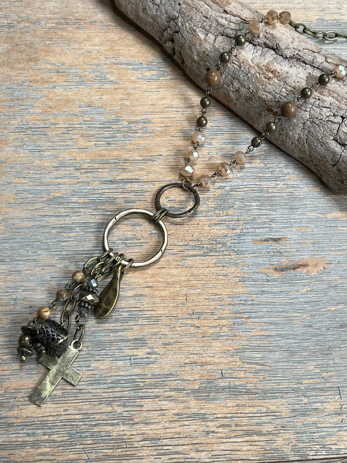 Acacia Necklace Cross