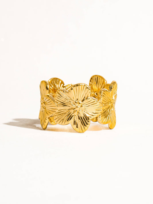 Josée 18K Gold Non-Tarnish Flower Ring: Yellow Gold