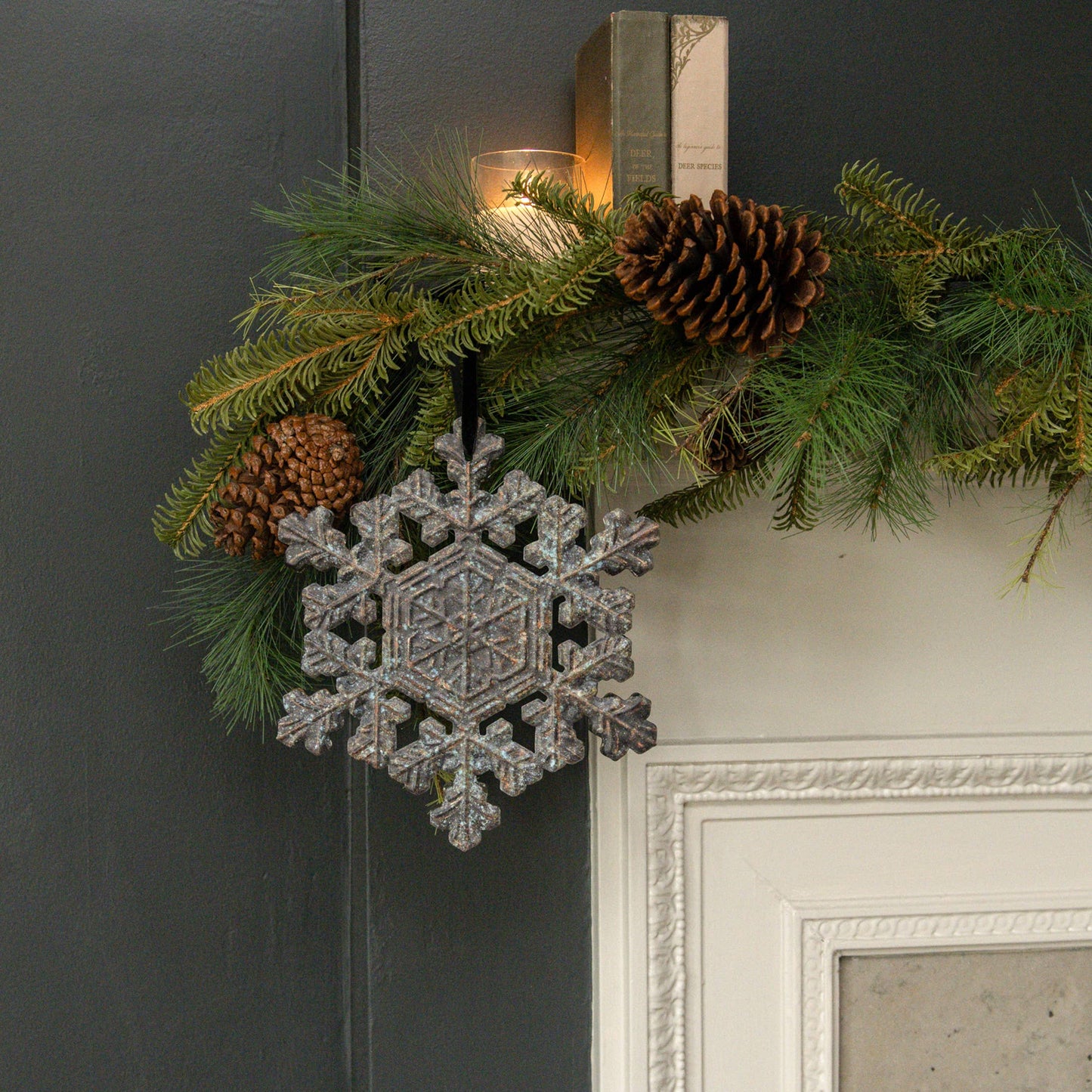 9" CRYSTAL SNOWFLAKE