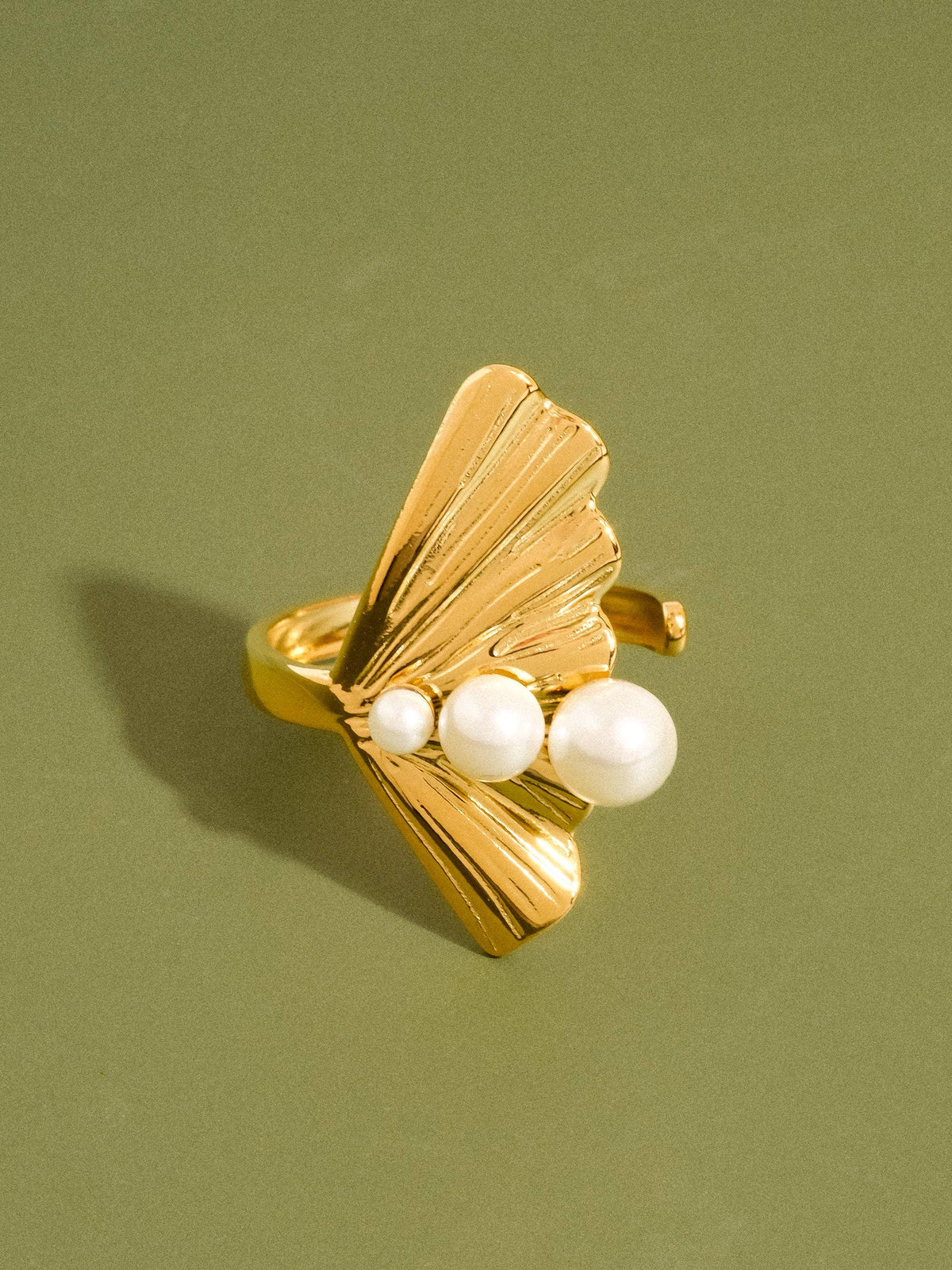 Kala 18K Gold Non-Tarnish Sculptural Pearl Statement Ring: Yellow Gold