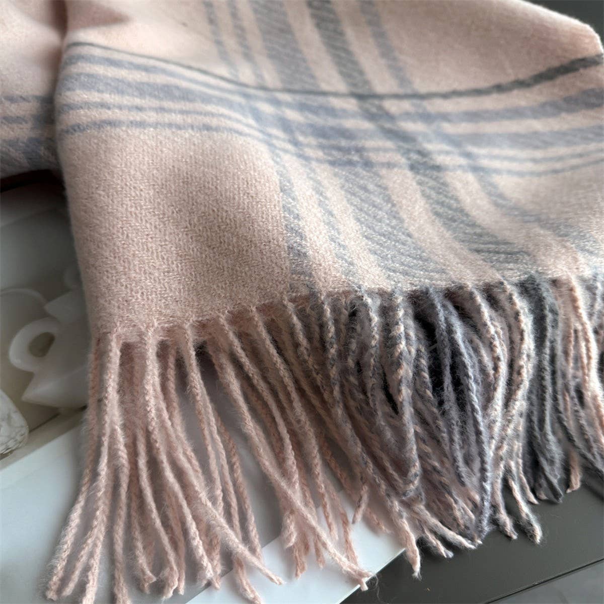 Minimal Plaid Soft Cashmere Feel Winter Scarf_CWASC03246: LIGHTPURPLE / (OS) 1