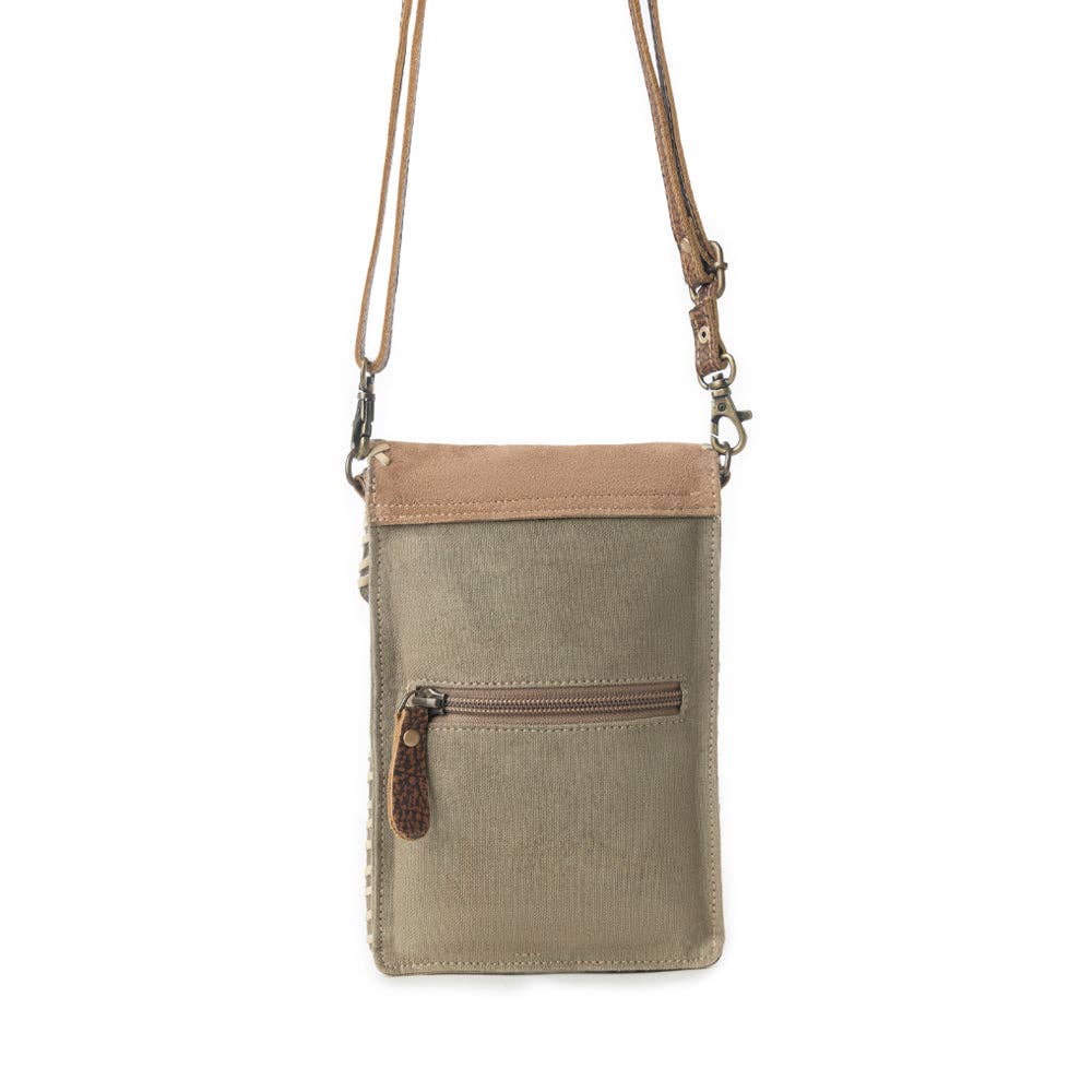 Myra Cheyenne Peaks Crossbody Bag in Dusty Olive: Dusty Olive