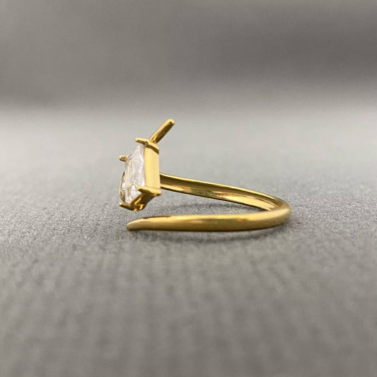 Zircon inlaid 18K Gold Plated Stainless Steel Ring - FGS