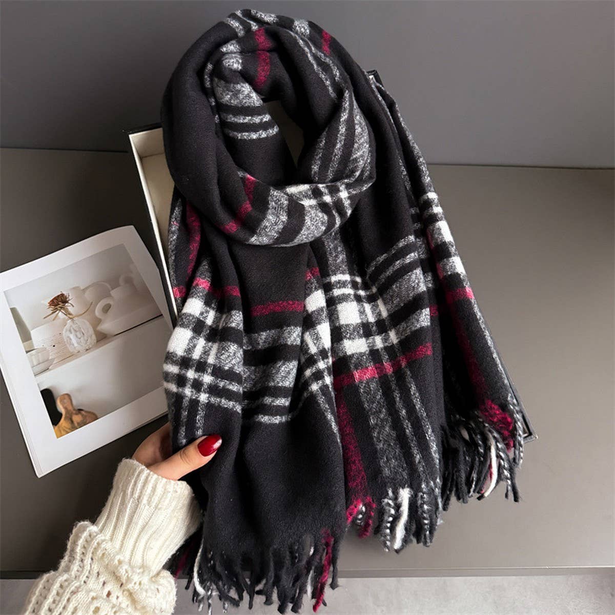 Minimal Plaid Soft Cashmere Feel Winter Scarf_CWASC03246: Pink / (OS) 1