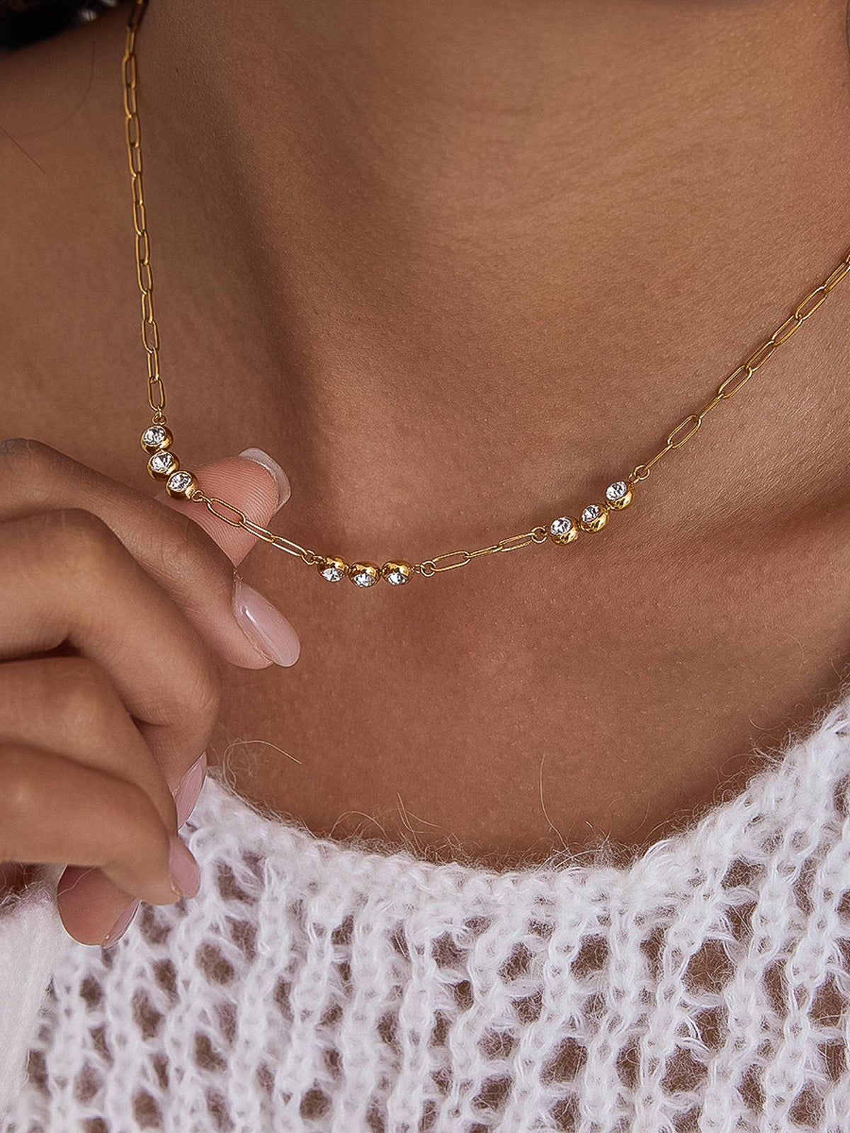 Éclaire 18K Gold Non-Tarnish CZ Station Chain Necklace: Yellow Gold