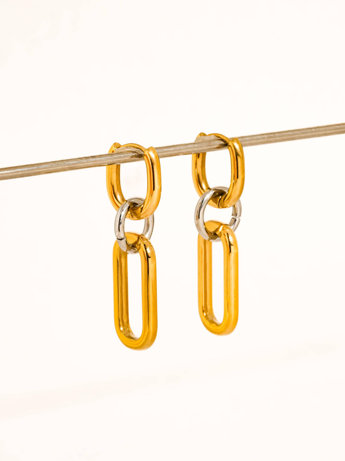 Viori 18K Gold Non-Tarnish Two Tone Link Earrings: Yellow Gold