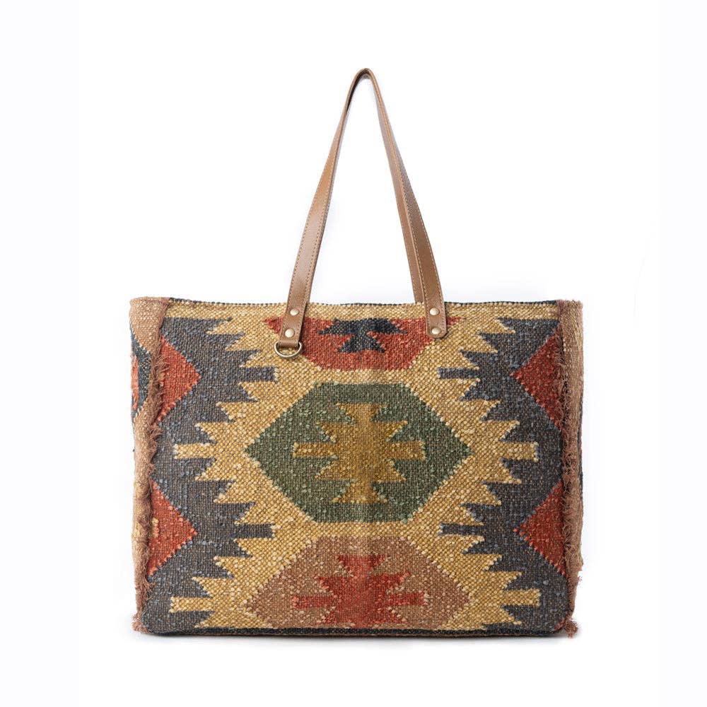 Myra Prairie Crest Weekender Bag in Mustard Yellow: Mustard Yellow
