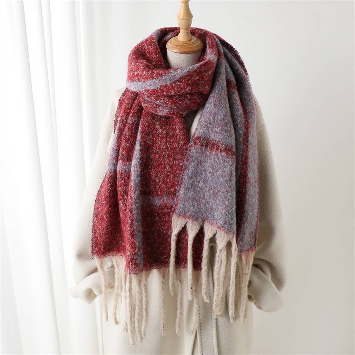 Minimalist Grid Scarf Shawl with Warm Texture_CWASC2771: KHAKI / (OS) 2