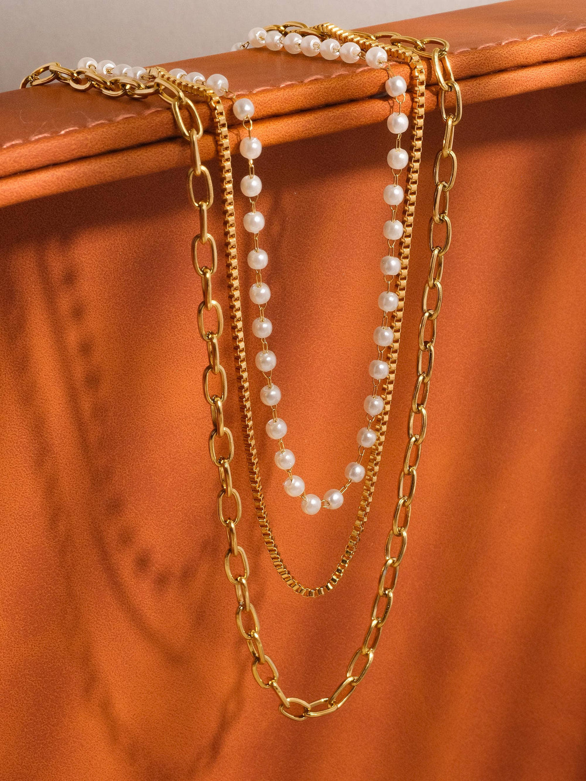 Cadeaux 18K Gold Non-Tarnish Stacked Pearl Chain Necklace: Yellow Gold
