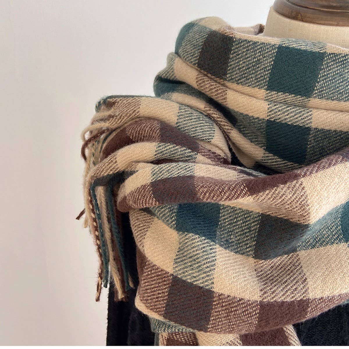 Vintage Wool-Blend Scarf – Cozy Winter Neck Wrap_CWASC1476: GREEN1 / (OS) 1