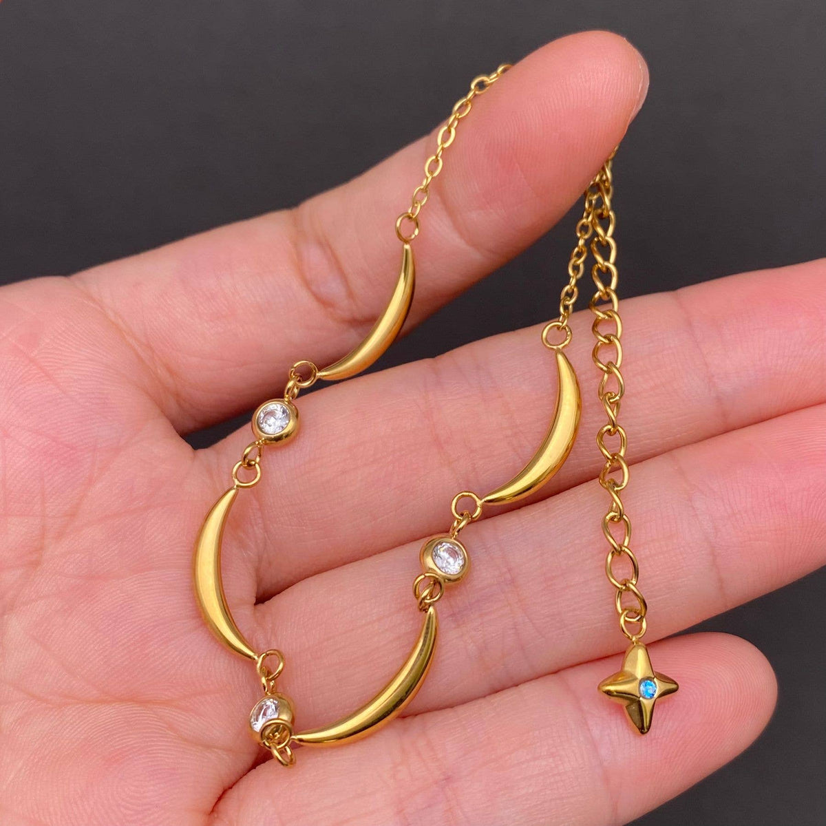 Glossy Crescent Moon 18K Gold Plated SS Bracelet - FGS/MS