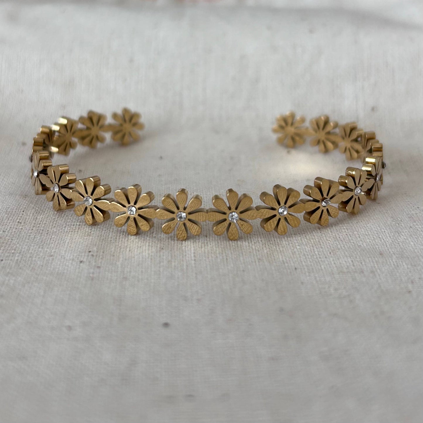 Flowers Bangle Bracelet Cuff 18k Gold stainless steel