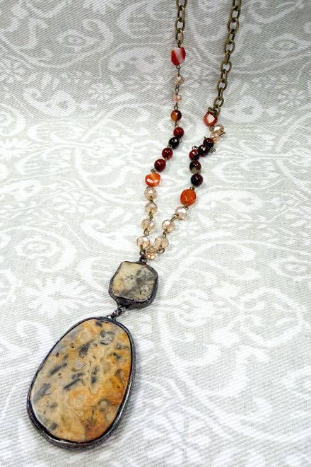 Darby Necklace - Crazy Agate