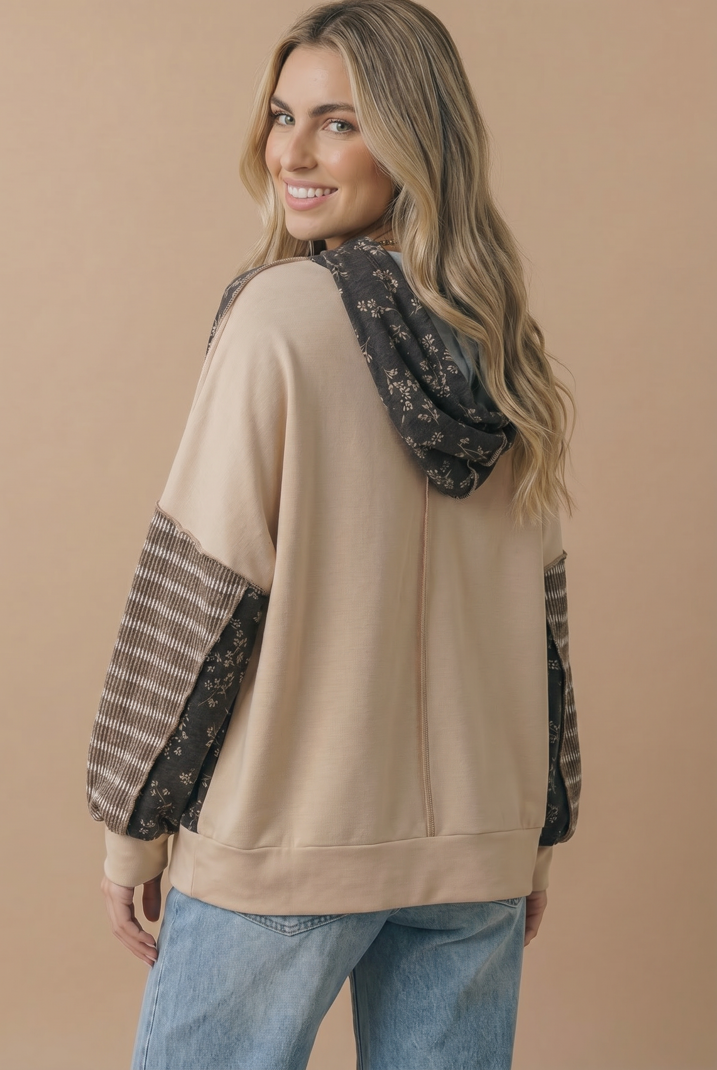 Long Sleeve Oversized Kangaroo Pocket Hoodie: TAUPE/CHARCOAL / S
