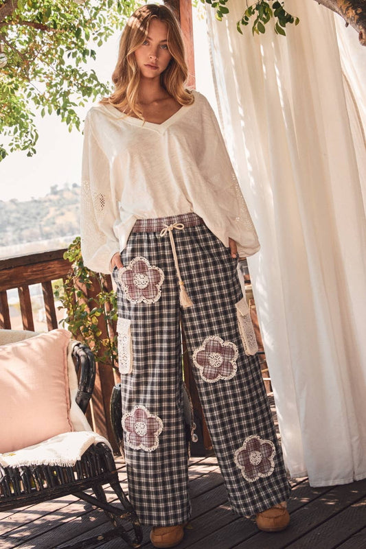 Wide Leg Gingham Pants