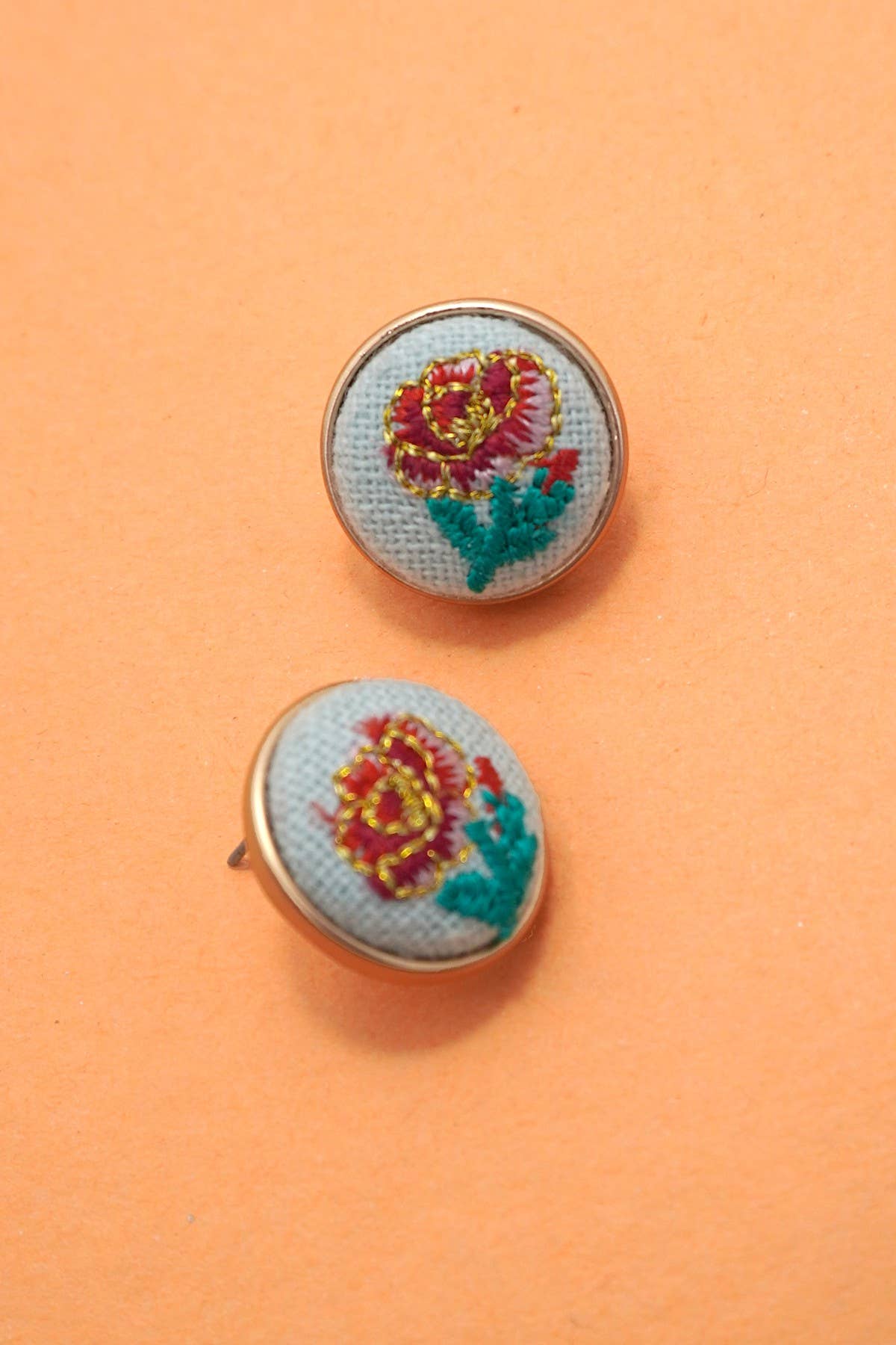 EMBROIDERY FLORAL GOLD EDGE STUD EARRINGS