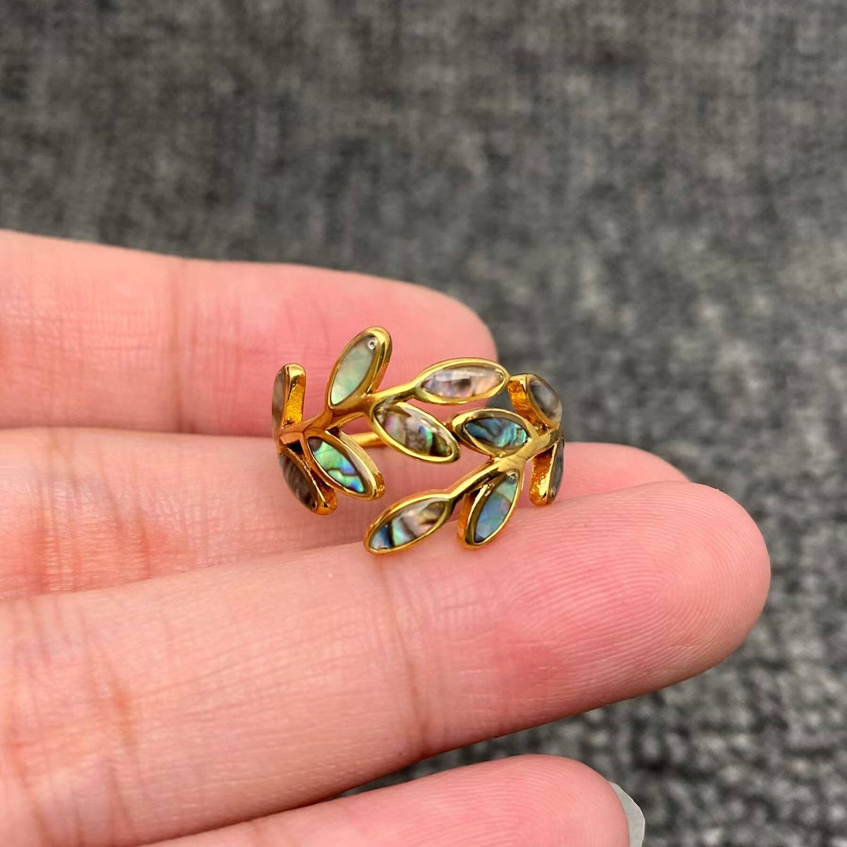 Abalone Shell Leaf Shape 18K Gold Plated S.Steel Ring - FGS