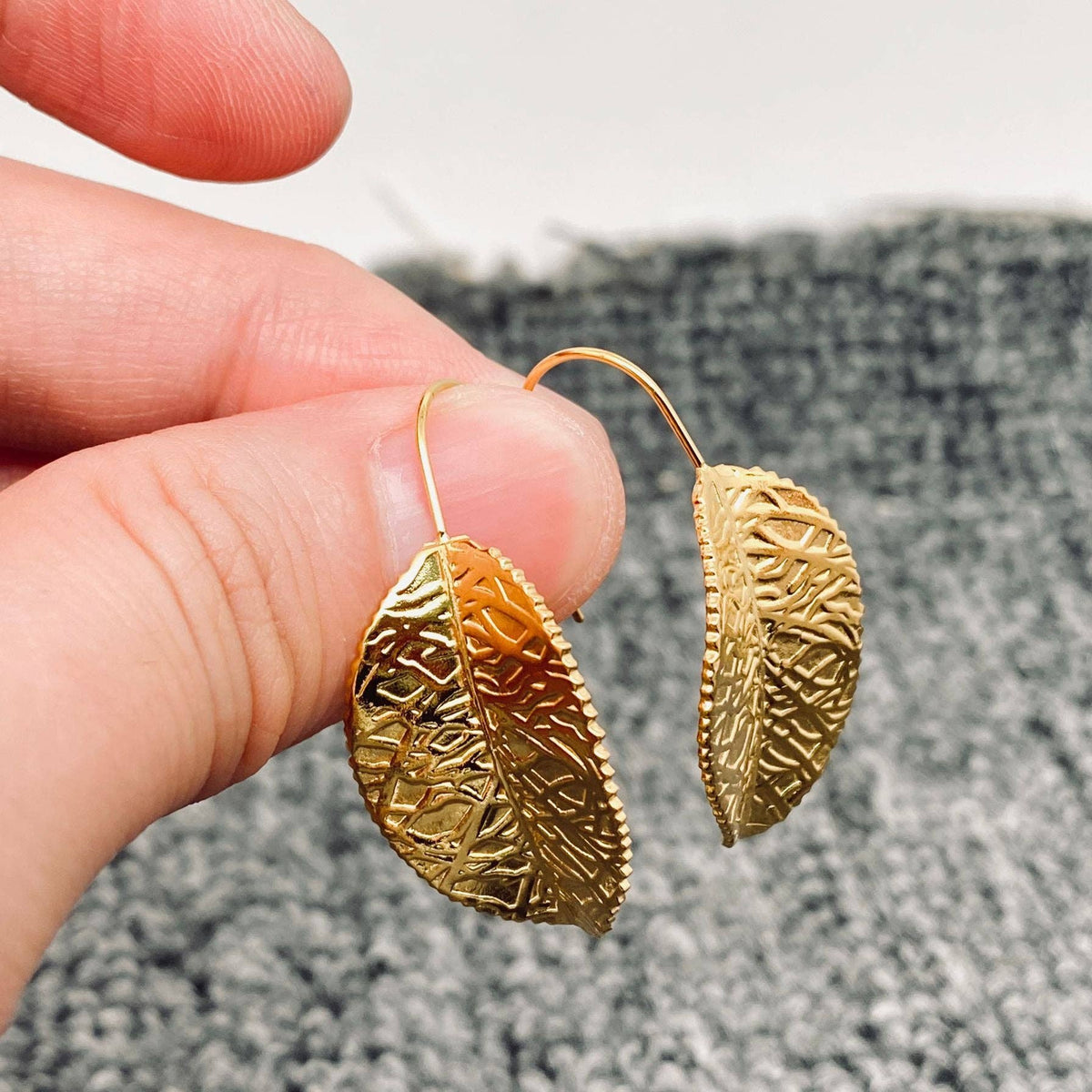 FGS - Leaves Charm18K Gold Plated Stainless Steel Earrings: Golden