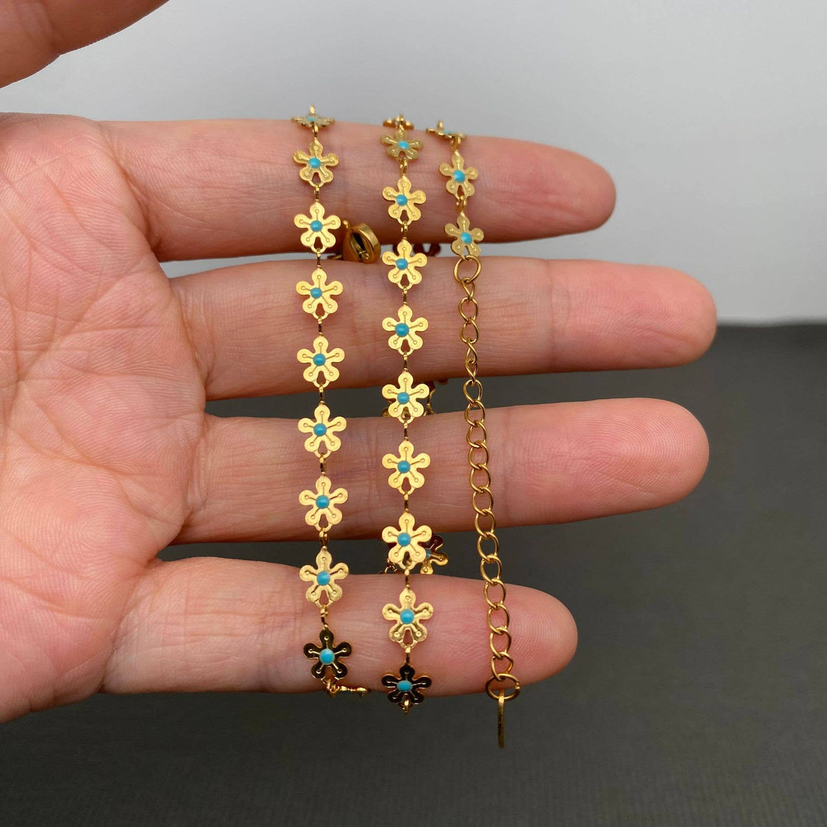 Flower Linked 18K Gold Plated Stainless Steel Necklace - FGS