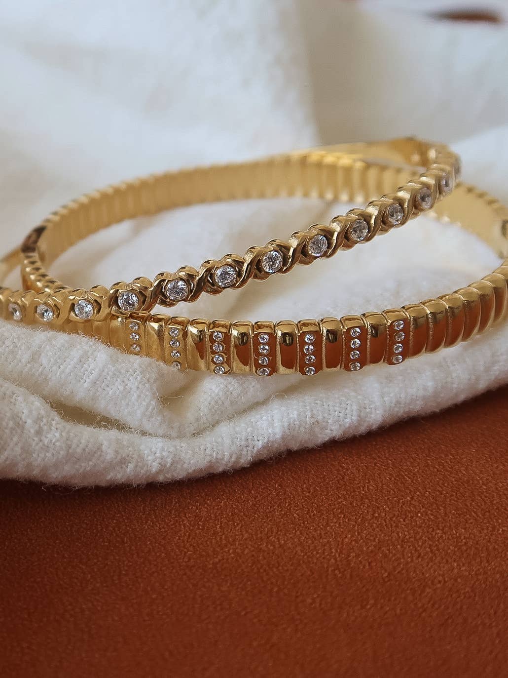 Monelle 18K Gold Non-Tarnish CZ Bangle Bracelet: Yellow Gold