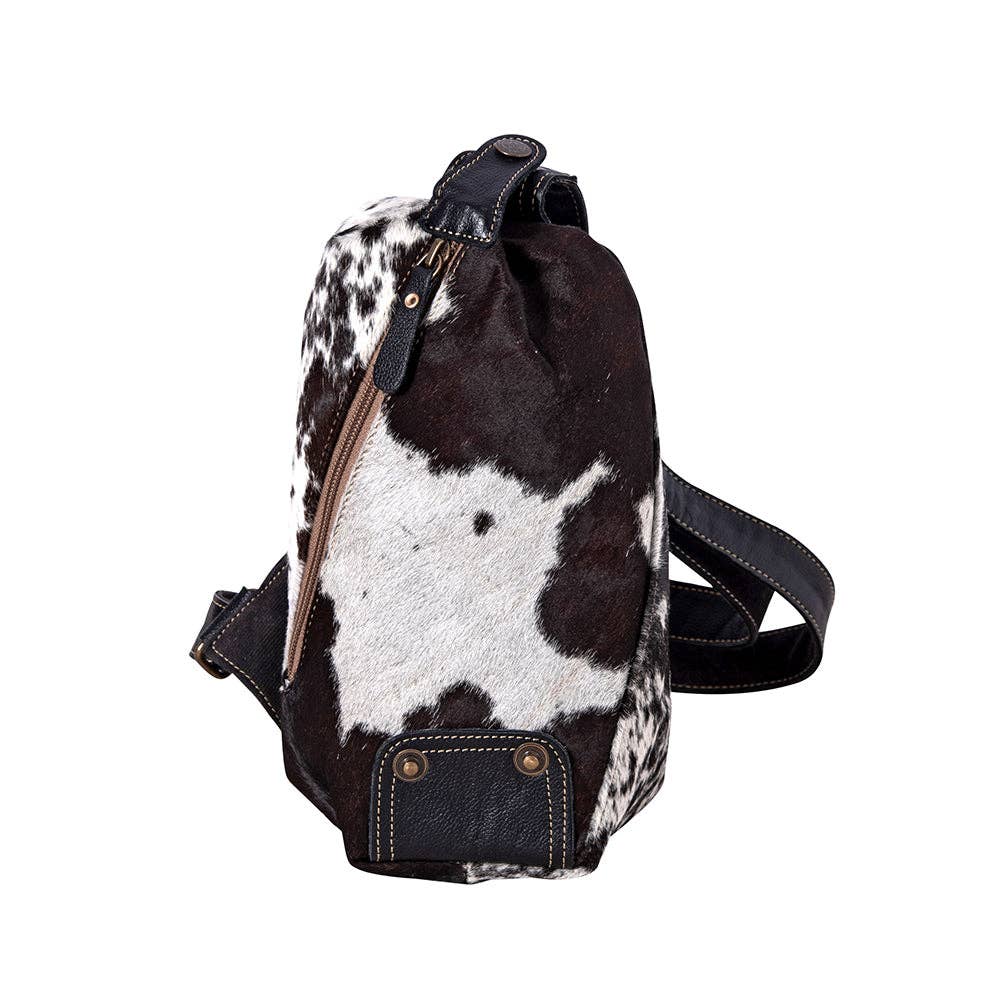 Robnette Ranch Fanny-Pack Bag in Dark & White: Single