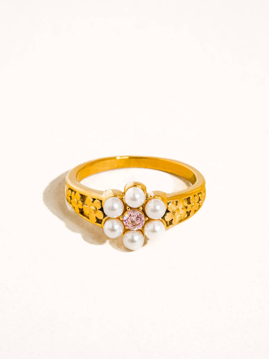 Lynn 18K Gold Non-Tarnish Flower Ring: Pink