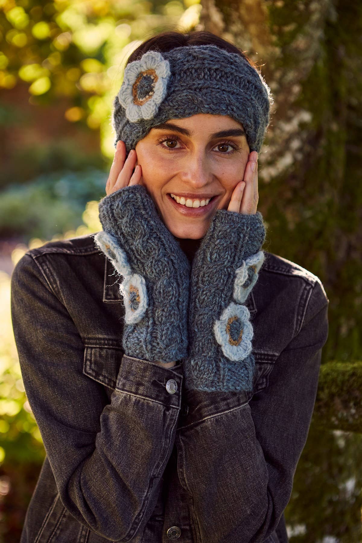 Sorrento Cable Knit Fingerless Glove Crochet Flower Teal