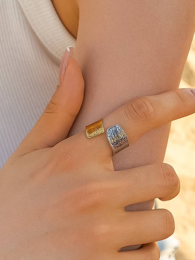 Emmy 18K Gold Non-Tarnish Textured Open Ring: Multi-Colored