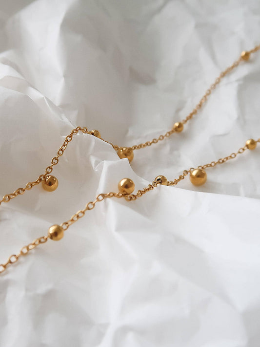 Brisse 18K Gold Non-Tarnish Dressy Beaded Y Lariat Necklace: Yellow Gold