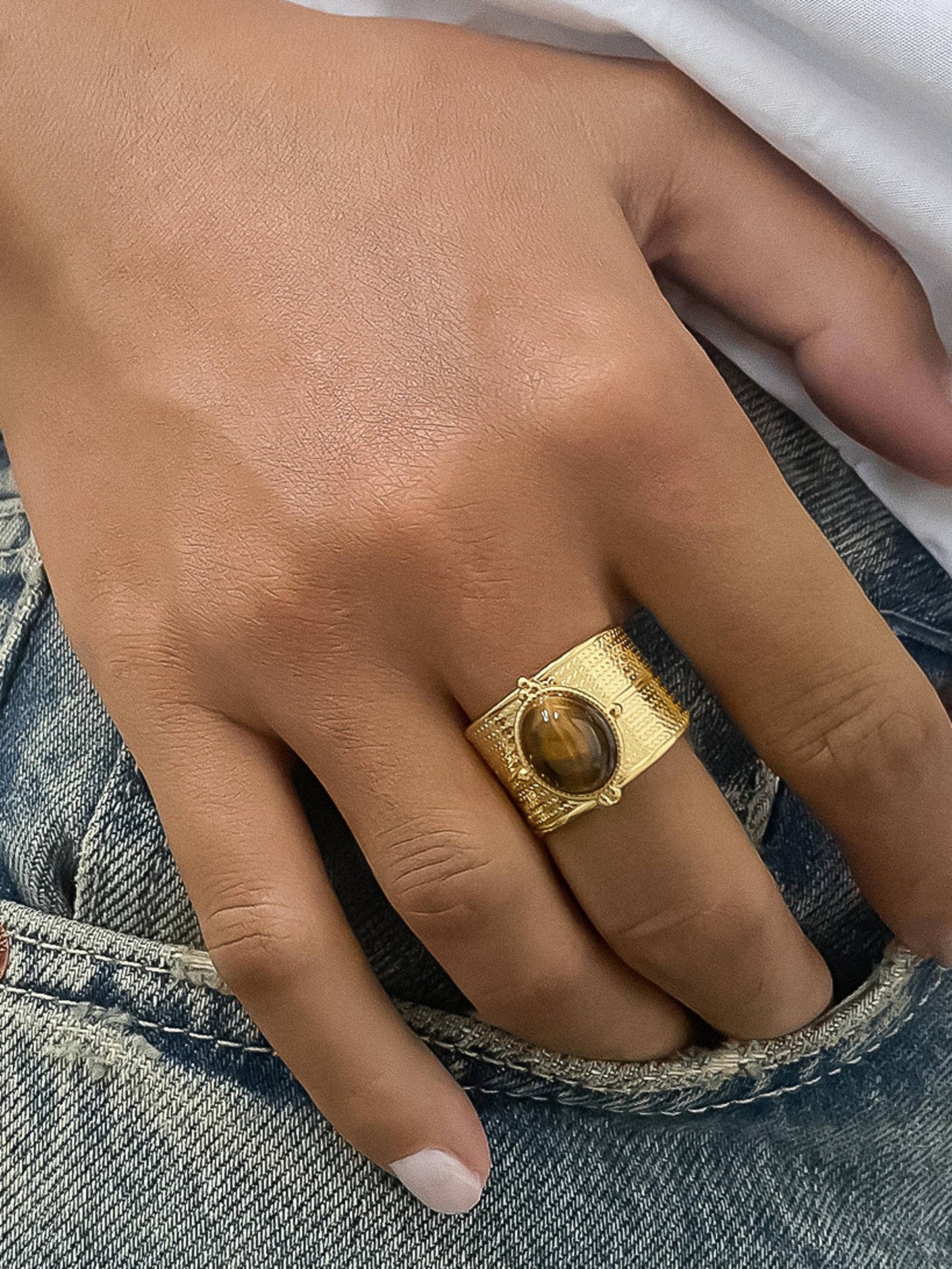Oasis 18K Gold Non-Tarnish Stone Bold Adjustable Ring: Green