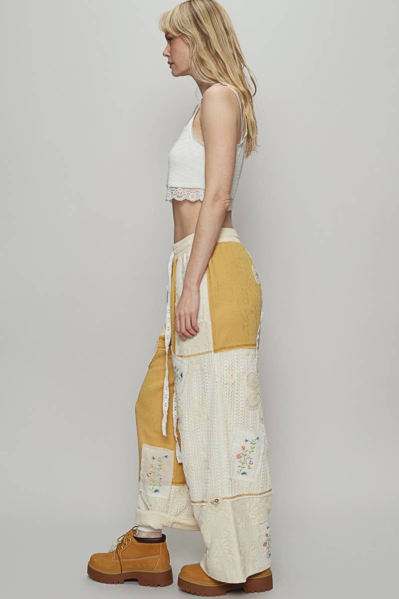 Solid lace patch detail woven pants