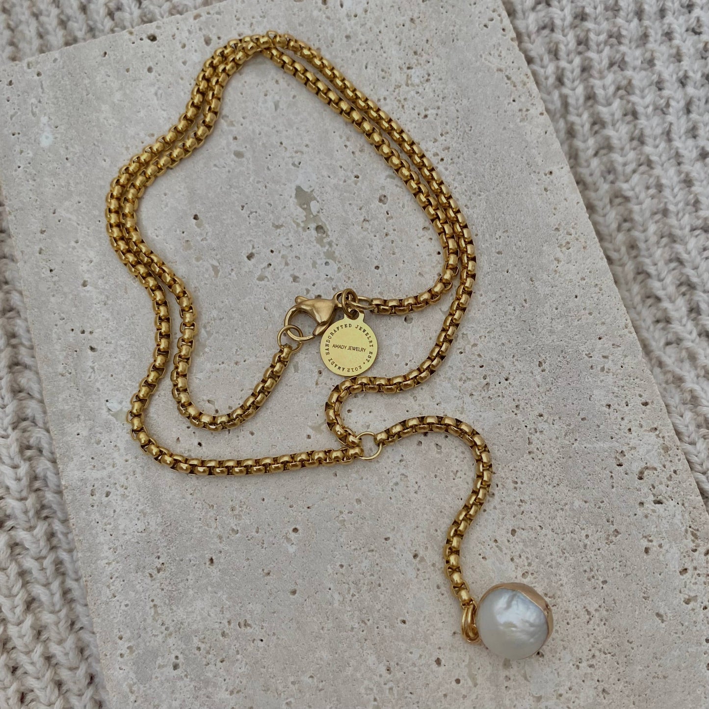 Single Pearl Lariat 18k gold plated stainless steel