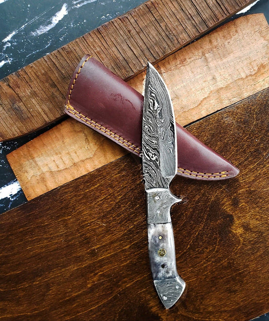 TD-005 Damascus Steel full tang dyed Bone grip handle