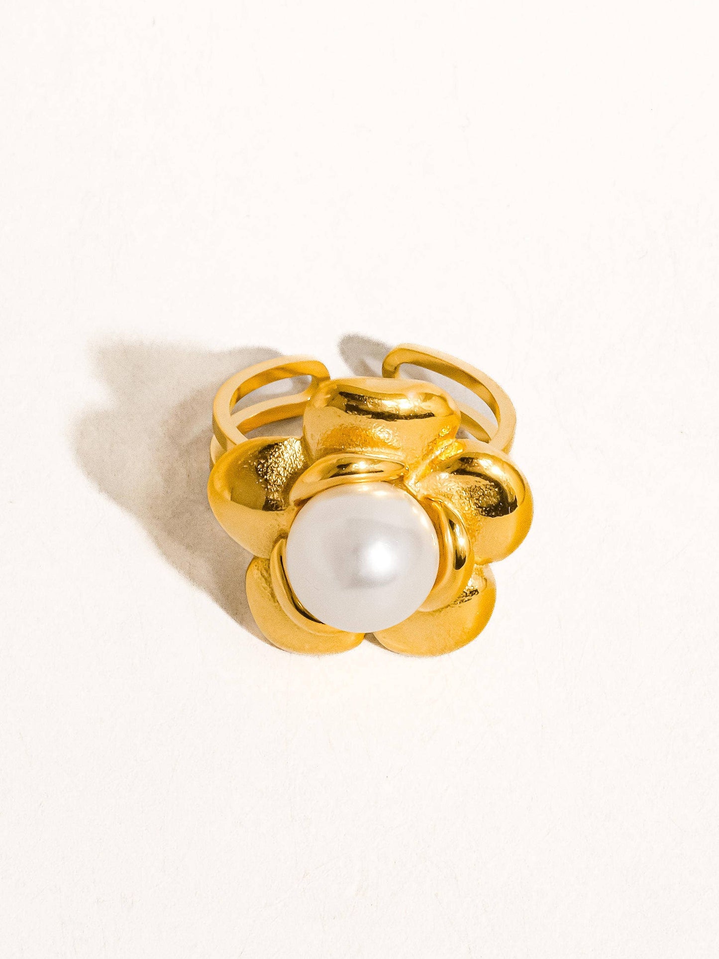 Neville 18K Non-Tarnish Flower Pearl Ring: Yellow Gold