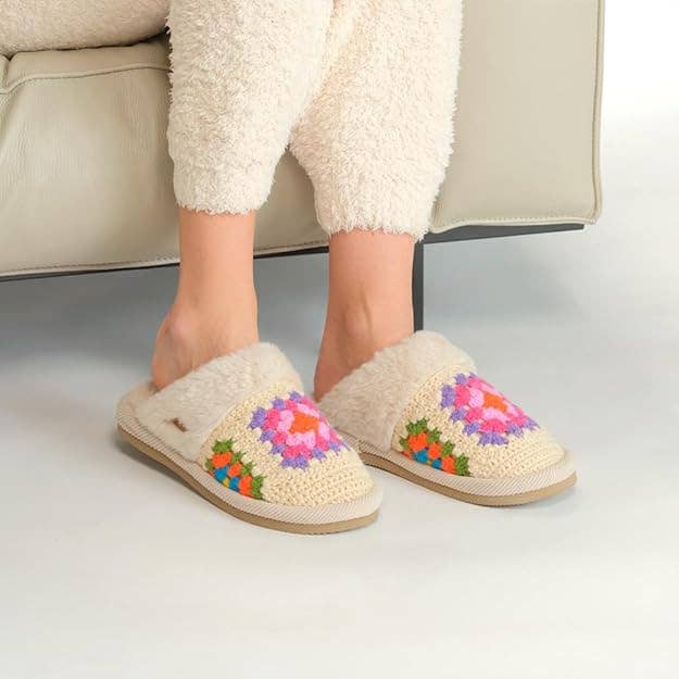 Handmade Crochet Slippers: Beige / S/M