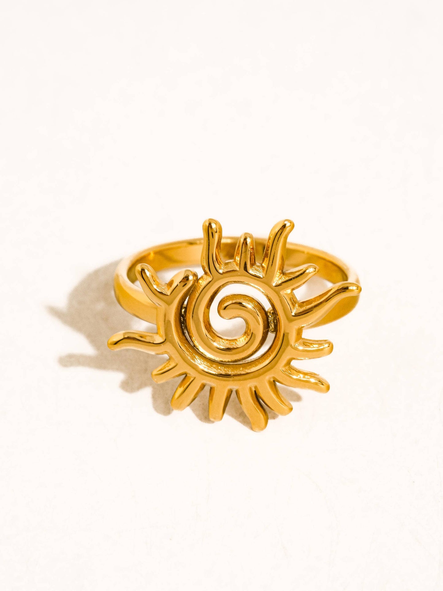 Starwyn 18K Gold Non-Tarnish Sun Spiral Statement Ring: Yellow Gold