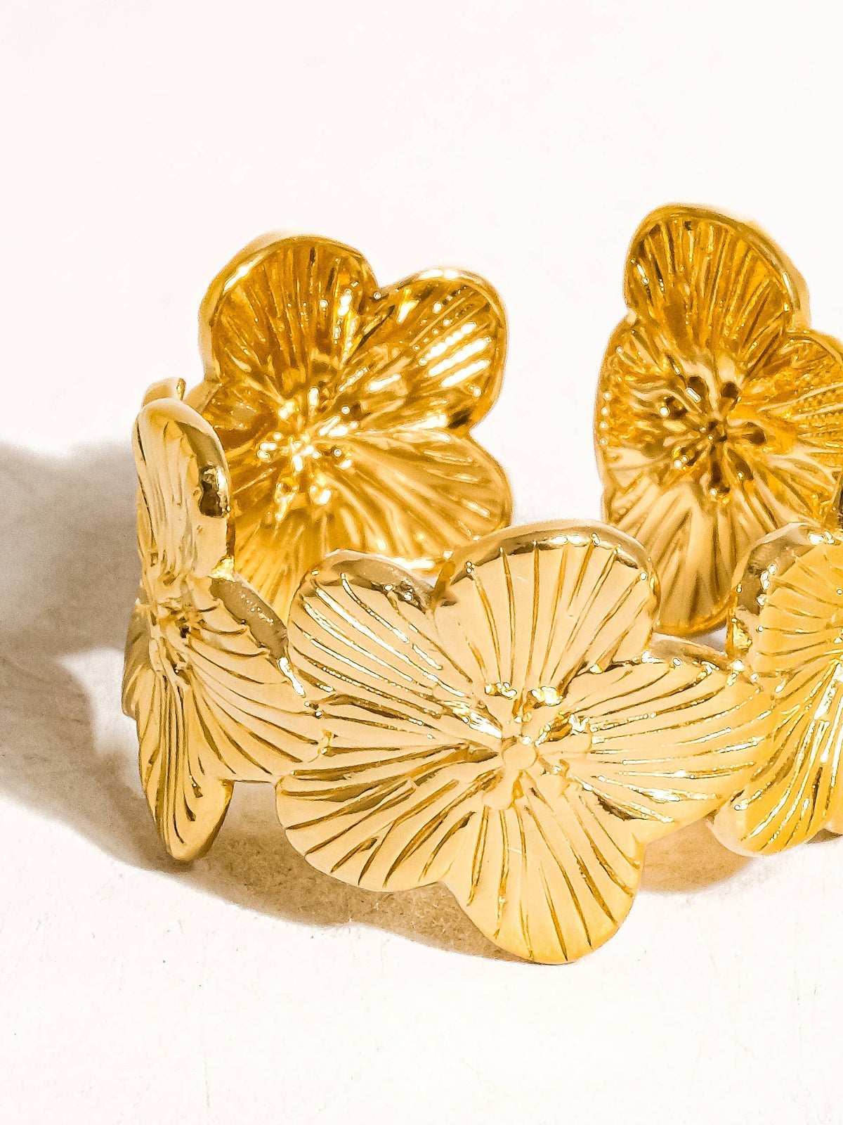 Josée 18K Gold Non-Tarnish Flower Ring: Yellow Gold