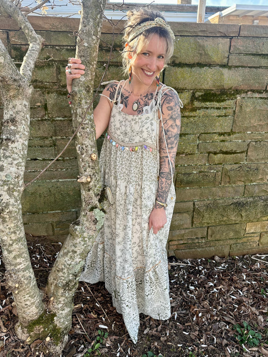 BOHO DEER LINEN TIERED MAXI DRESS