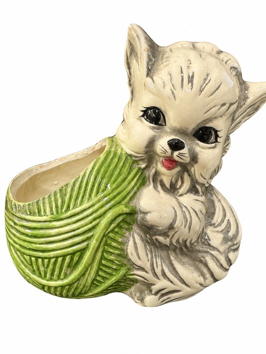 Vintage Cat And yarn planter