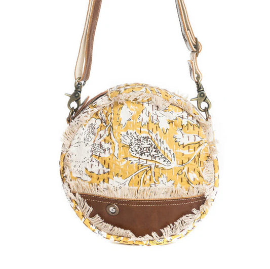 Golden Prairie Leaf Round Bag
