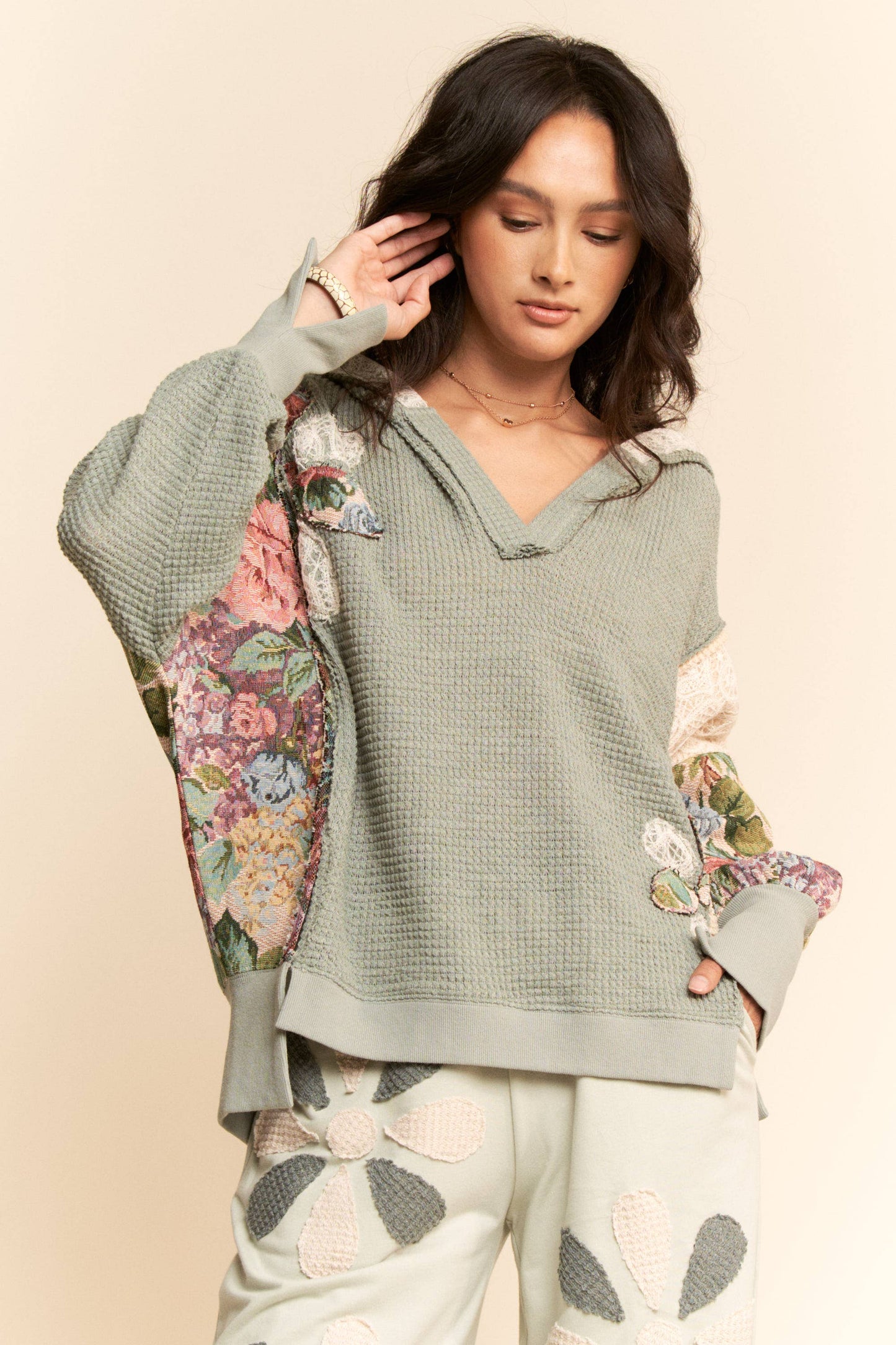 SOFT WAFFLE KNIT FLOWER PATCHWORK HOODIE TOP