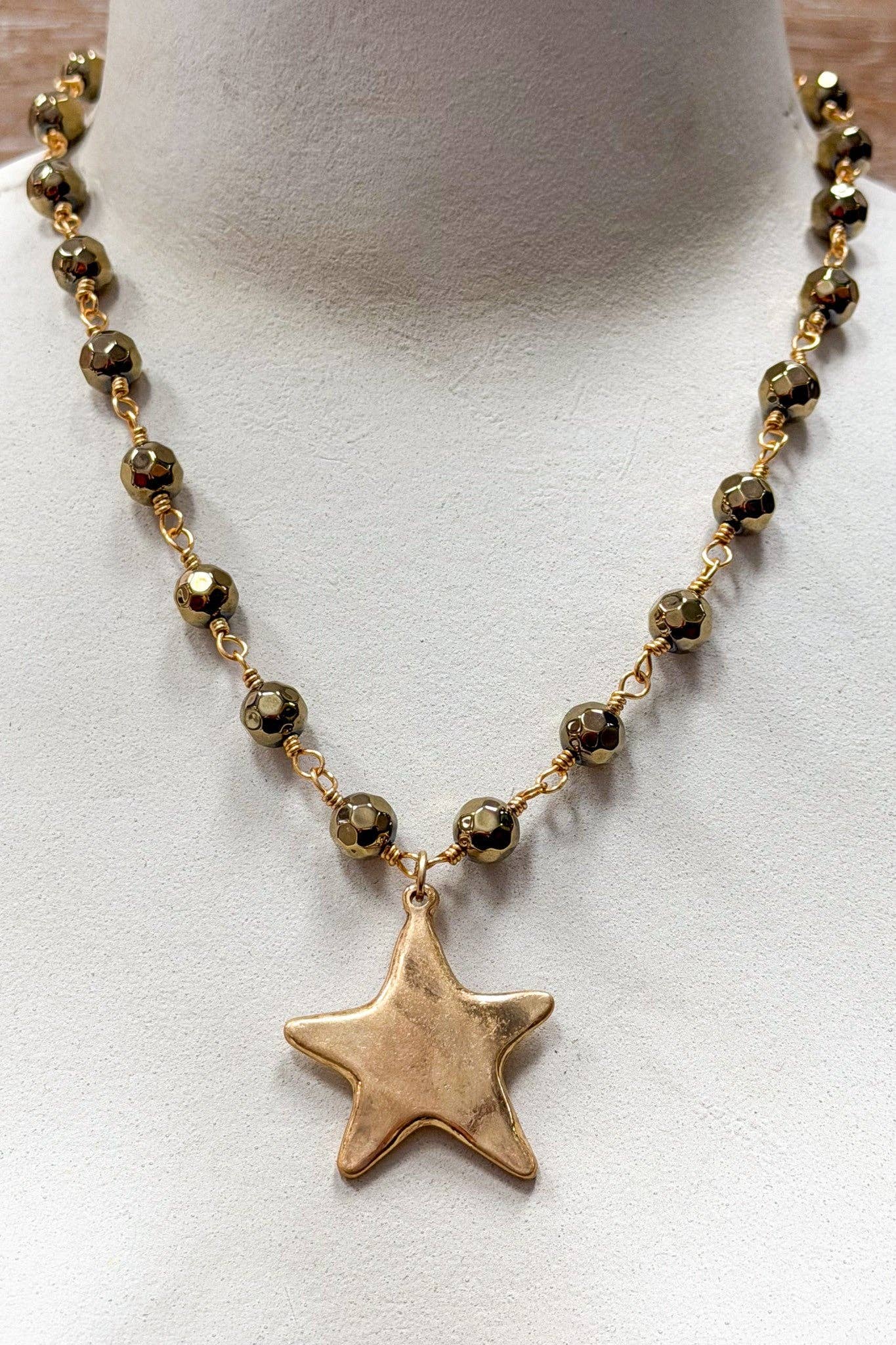 Talus Gold Necklaces: Gold Star
