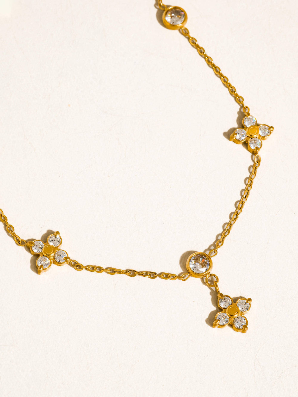 Aveline 18K Gold Non-Tarnish CZ Floral Chain Necklace: Yellow Gold