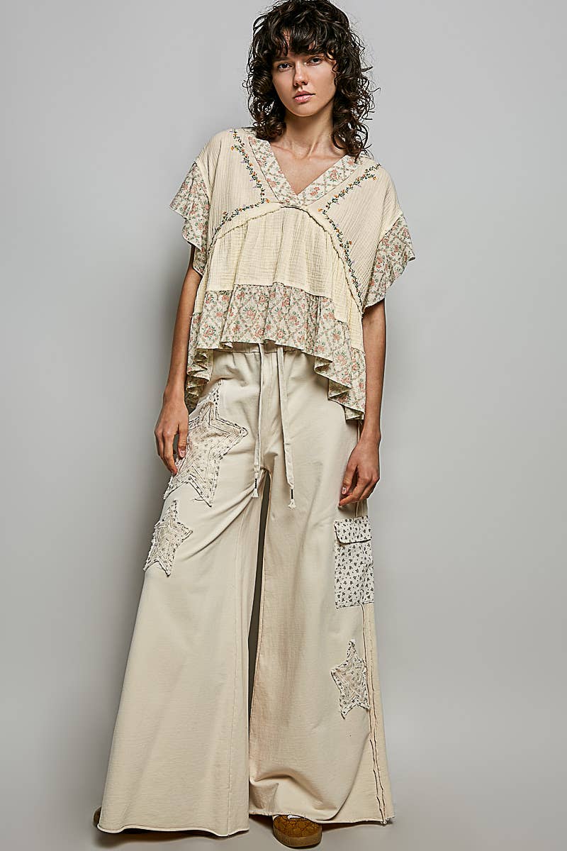 V-neck short sleeve embroidery woven top